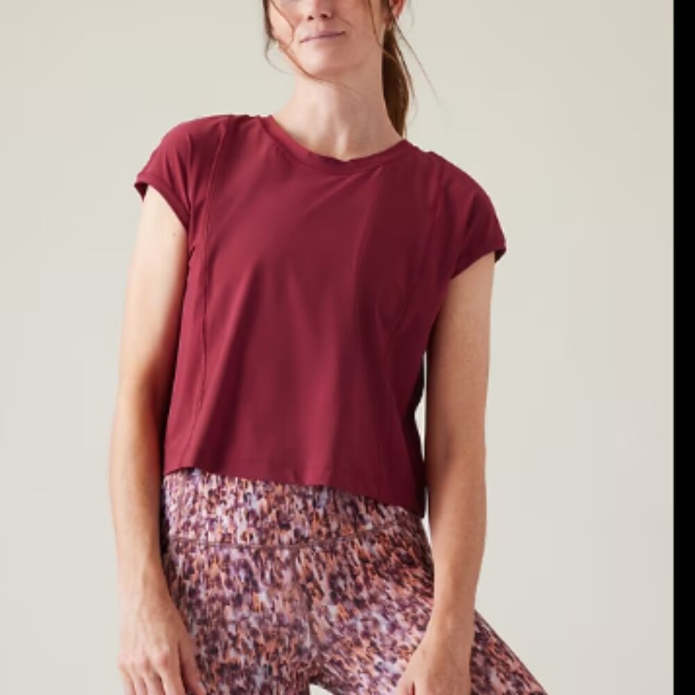 Athleta Ultimate Hybrid Tee